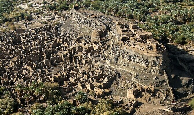 4000 year old city discovered in saudi arabia